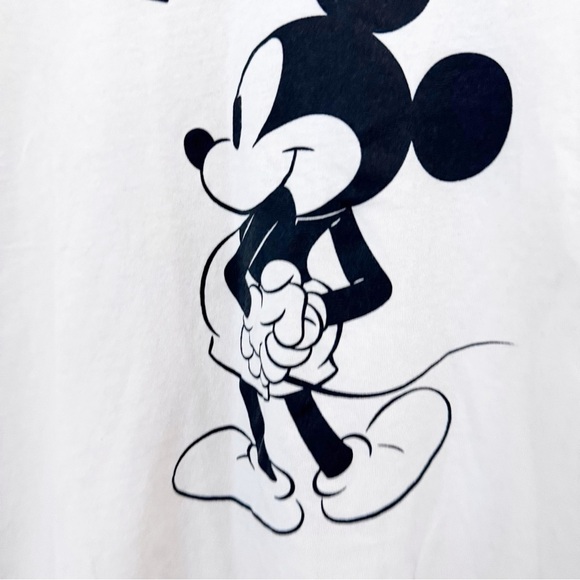 🤍Disney Mickey Mouse Unisex Boxy Oversized T-Shirt Off White Size S - Picture 4 of 7